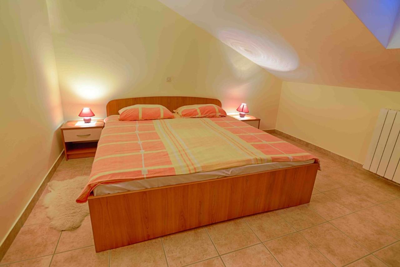 Apartament Ariela At The Beach Stara Novalja Zewnętrze zdjęcie