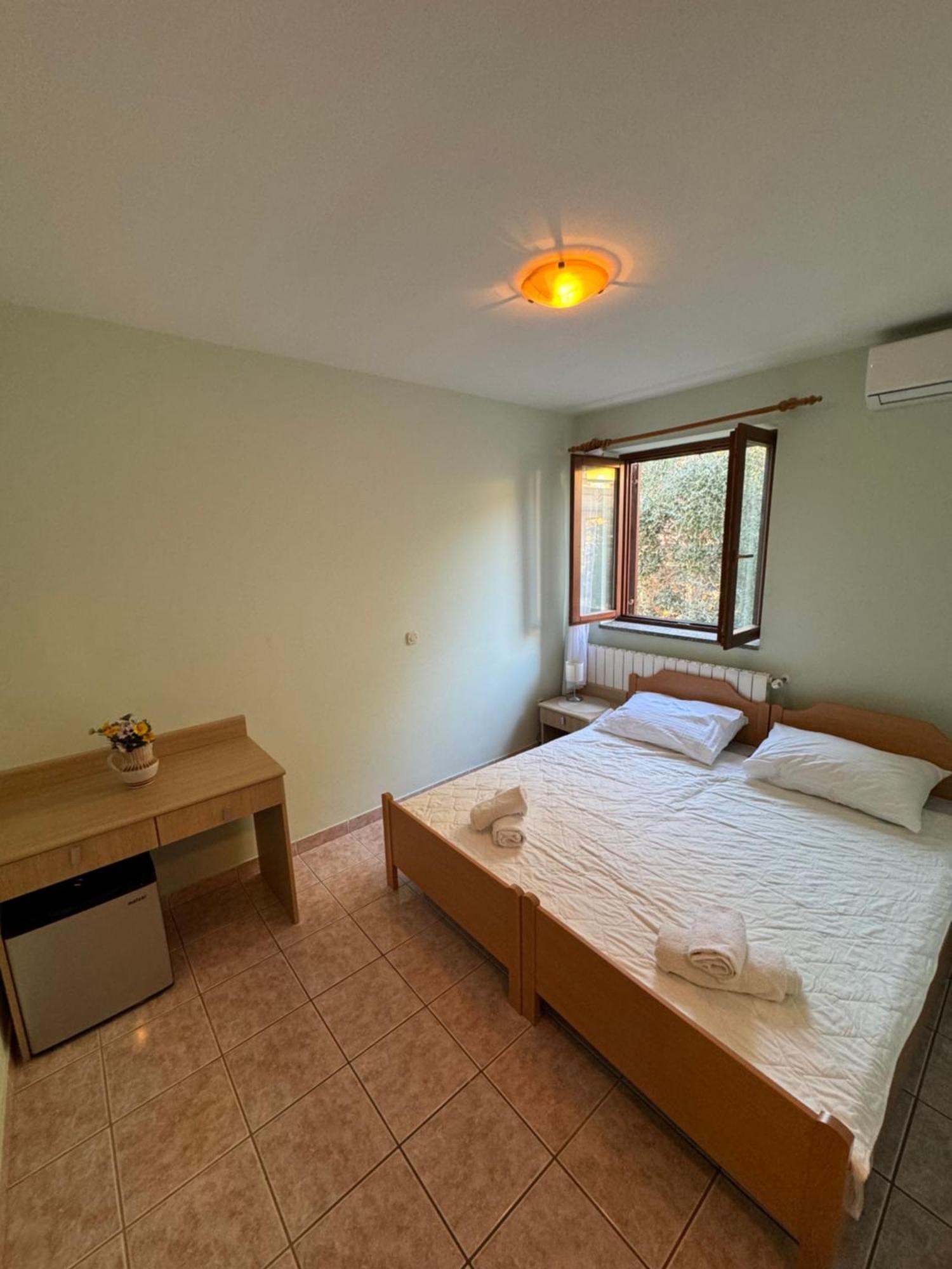 Apartament Ariela At The Beach Stara Novalja Zewnętrze zdjęcie