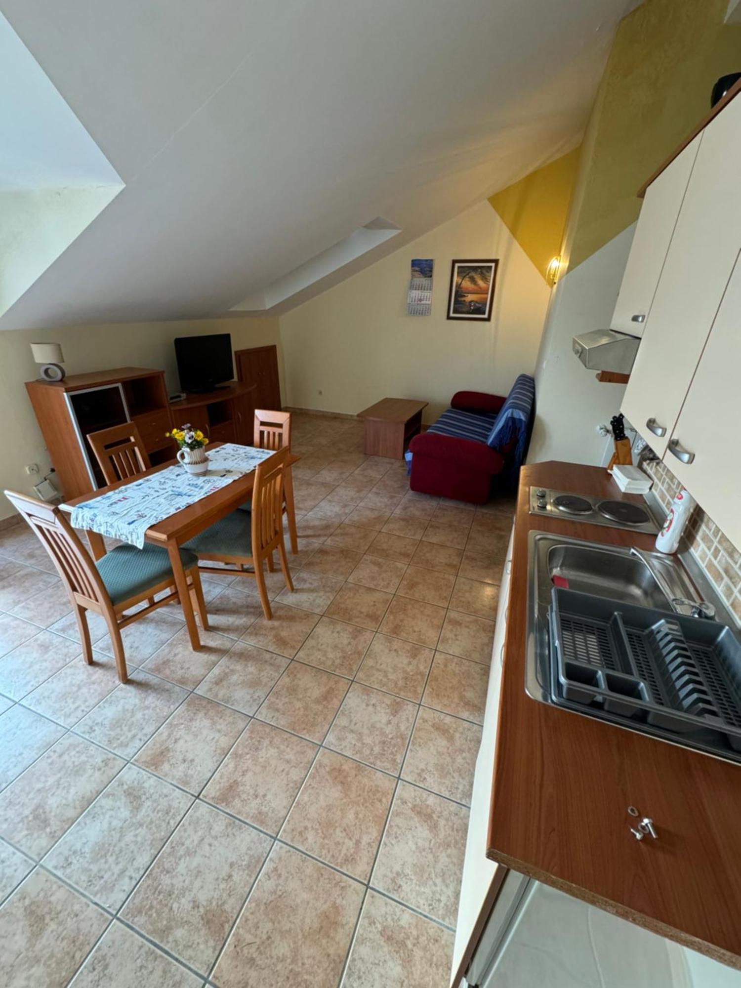 Apartament Ariela At The Beach Stara Novalja Zewnętrze zdjęcie