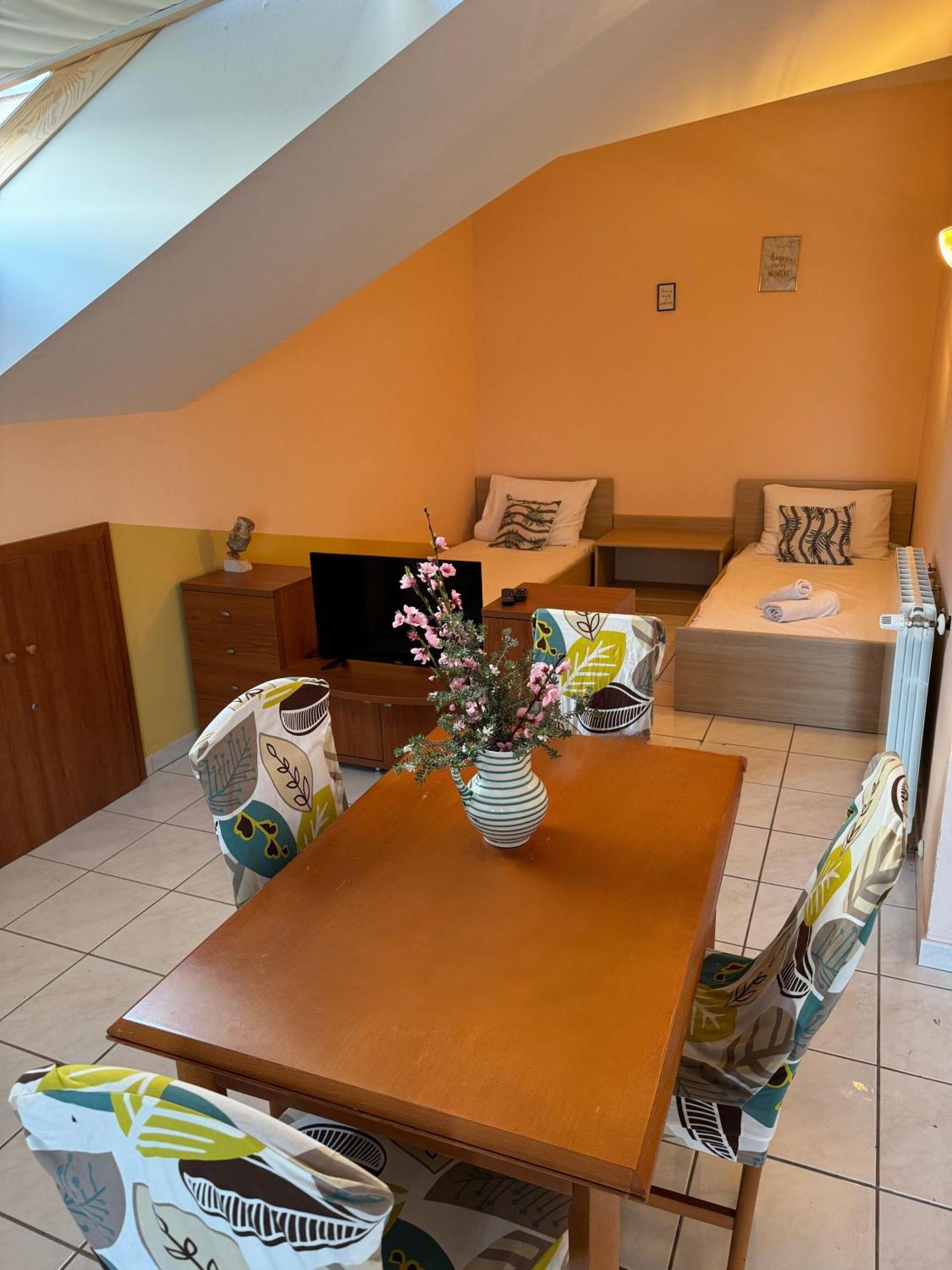 Apartament Ariela At The Beach Stara Novalja Zewnętrze zdjęcie